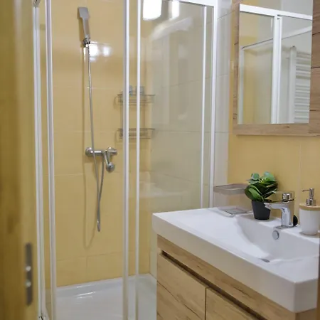 Apartment Vik Brzece Mramor